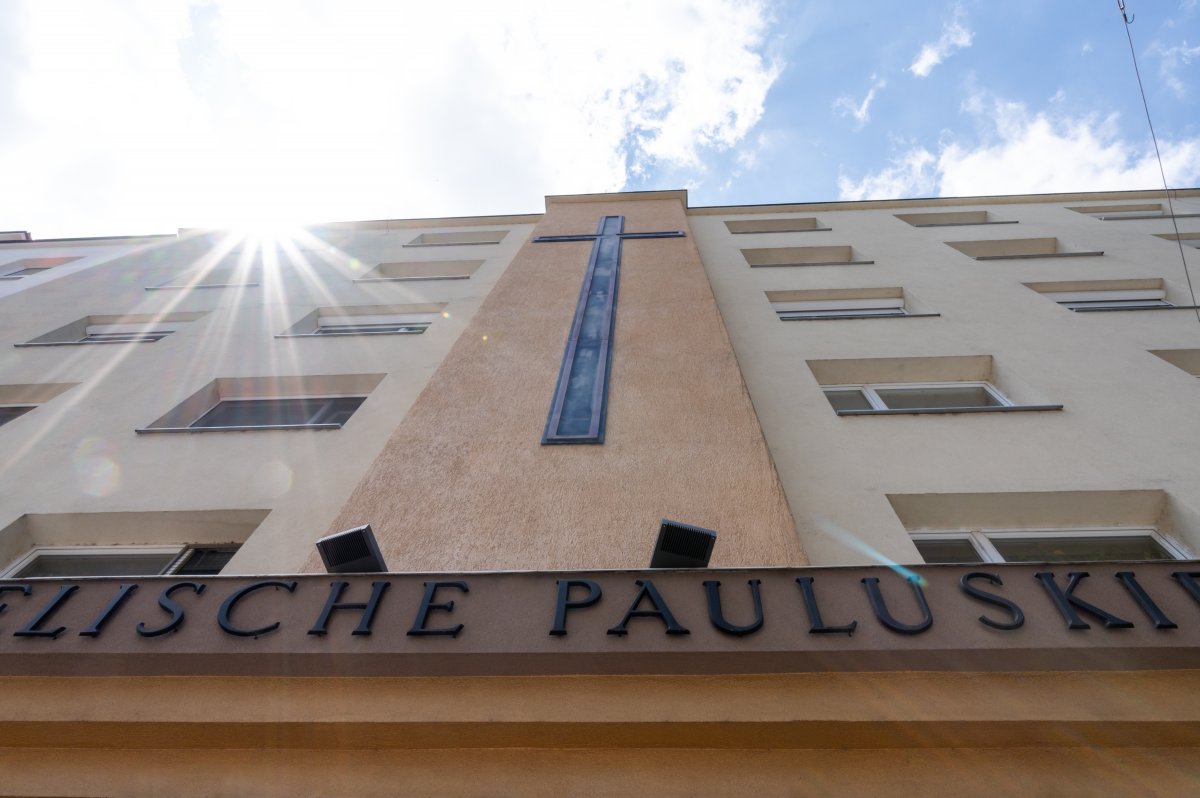 Kreuzfassade der Pauluskirche